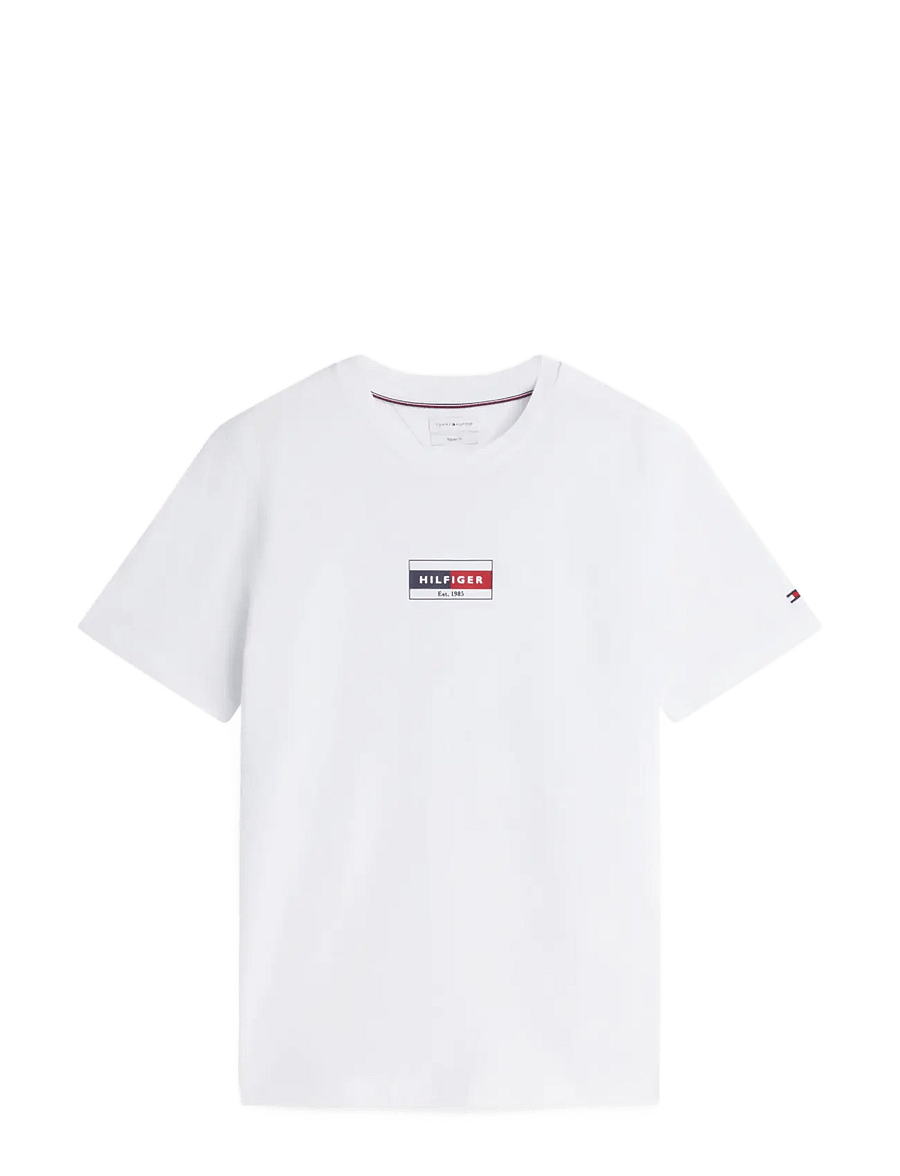 Tommy Hilfiger - BRAND LOVE SMALL FLAG TEE - kurzärmelige t-shirts - white - 1