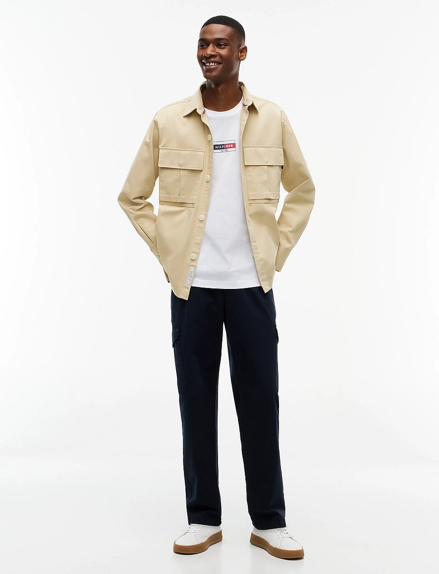 Tommy Hilfiger - BRAND LOVE SMALL FLAG TEE - kurzärmelige t-shirts - white - 4