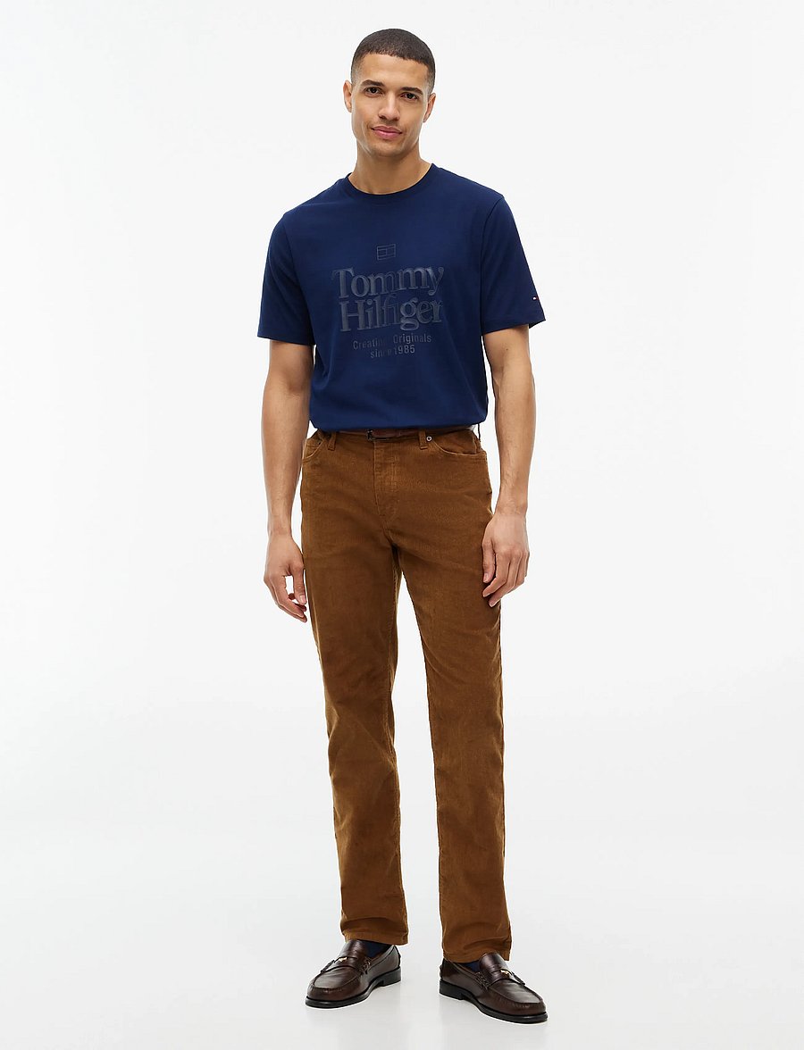 Tommy Hilfiger - FRONT TEXT SEASONAL GRAPHIC TEE - kurzärmelige t-shirts - carbon navy - 4