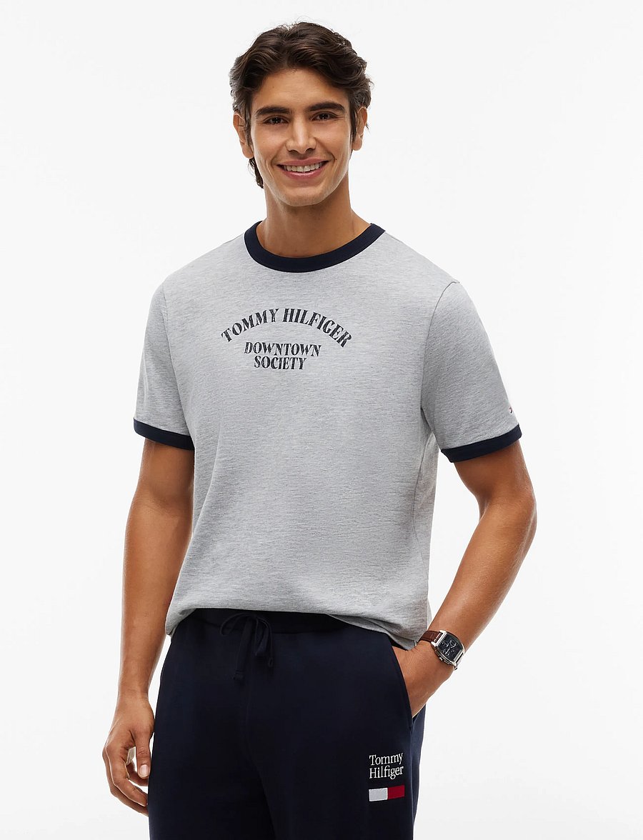 Tommy Hilfiger - GRAPHIC VARSITY RINGER TEE - kurzärmelige t-shirts - light grey heather - 0