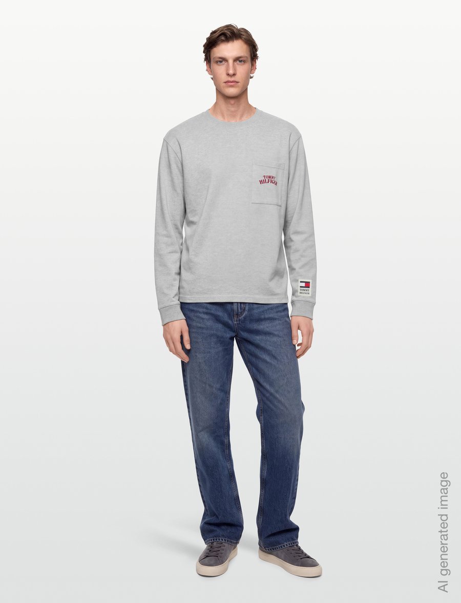 Tommy Hilfiger - GRAPHIC VARSITY POCKET LS TEE - długi rękaw - light grey heather - 0