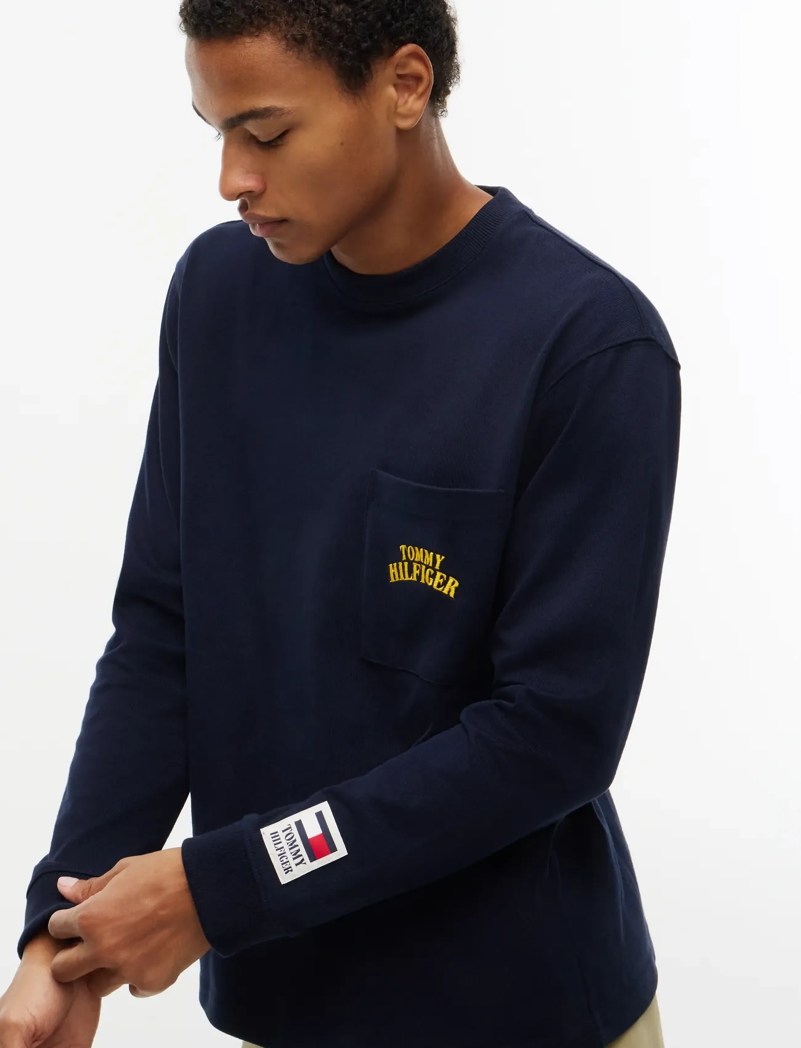 Tommy Hilfiger - GRAPHIC VARSITY POCKET LS TEE - langärmelige t-shirts - navy blue - 4