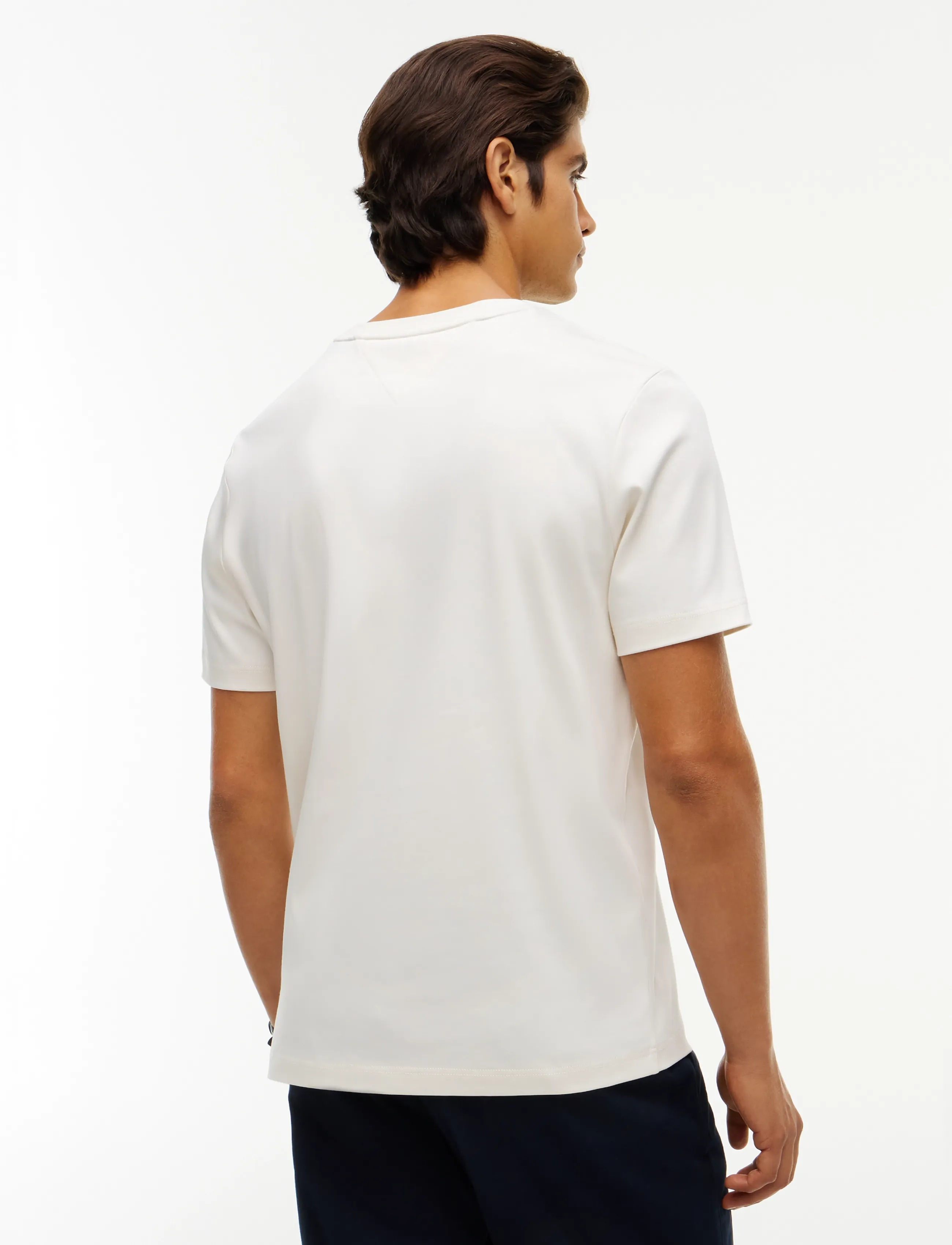 Tommy Hilfiger - INTERLOCK EMBOSSED T-SHIRT - kortærmede t-shirts - ivory petal - 2