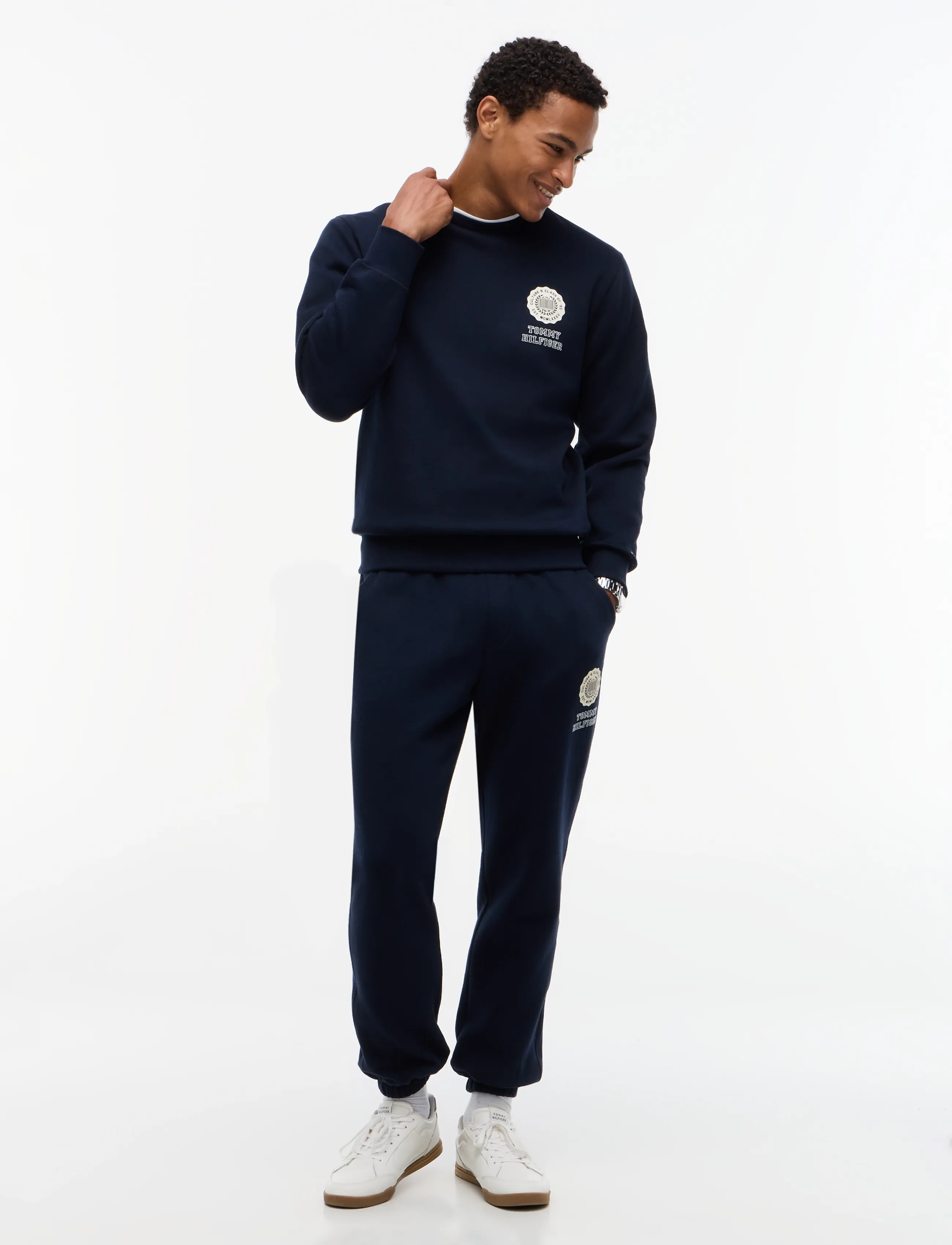 Tommy Hilfiger - VARSITY ROUNDEL REG FLEECE CREW - navy blue - 4