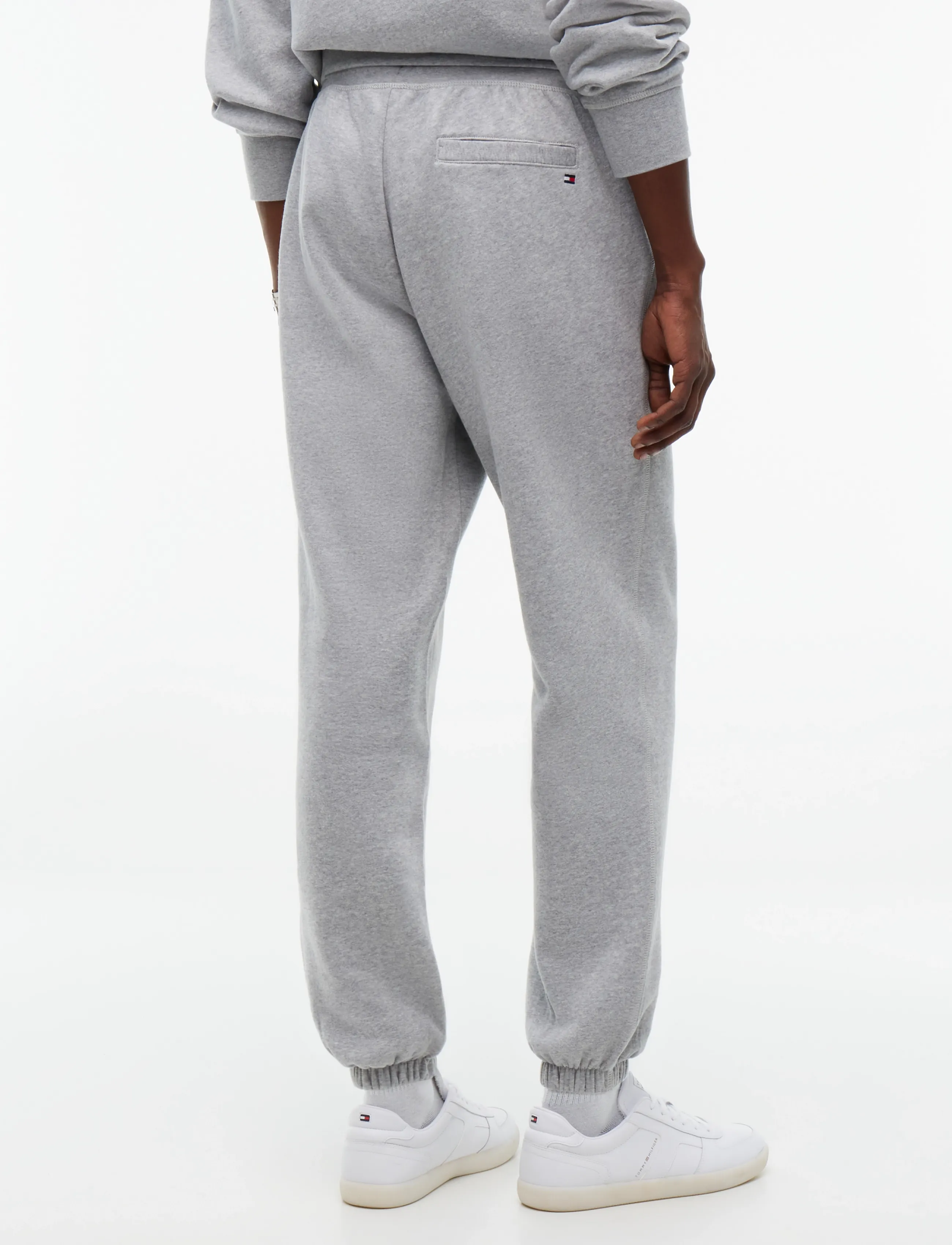 Tommy Hilfiger - GRAPHIC VARSITY ROUNDEL PANT - osta olukorra järgi - light grey heather - 2