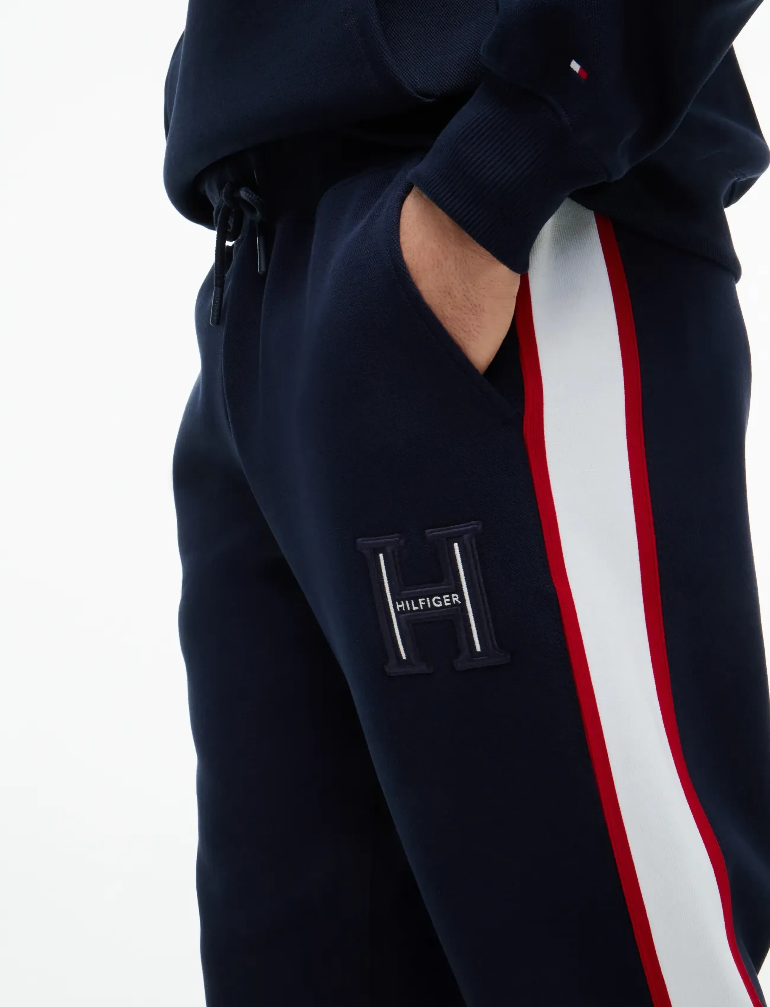 TOMMY HILFIGER Rwb Pique H Bagde Reg Pant byxor herr – bild 4