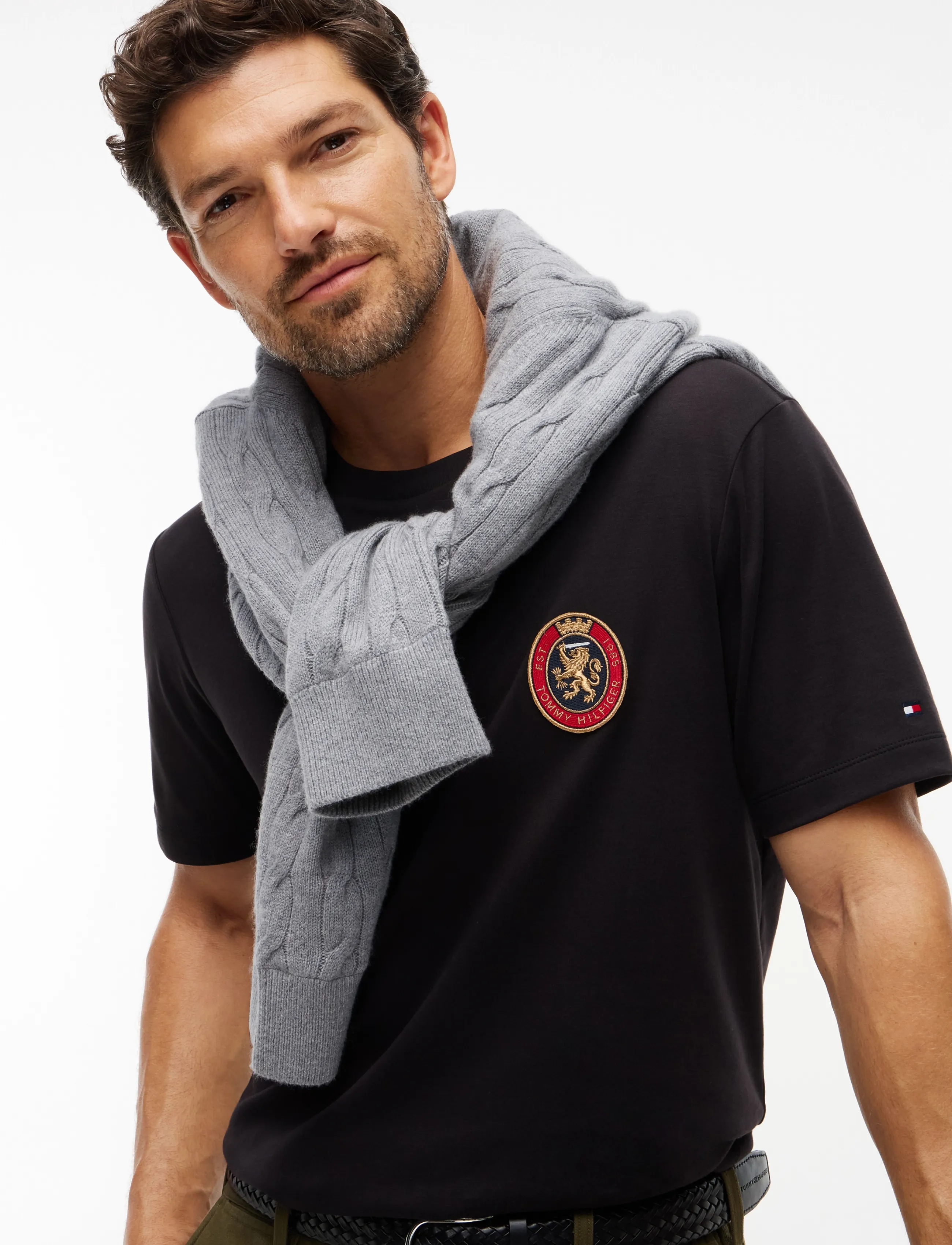 Tommy Hilfiger - LIGHT INTERLOCK POCKET CREST TEE - lühikeste varrukatega t-särgid - black - 3