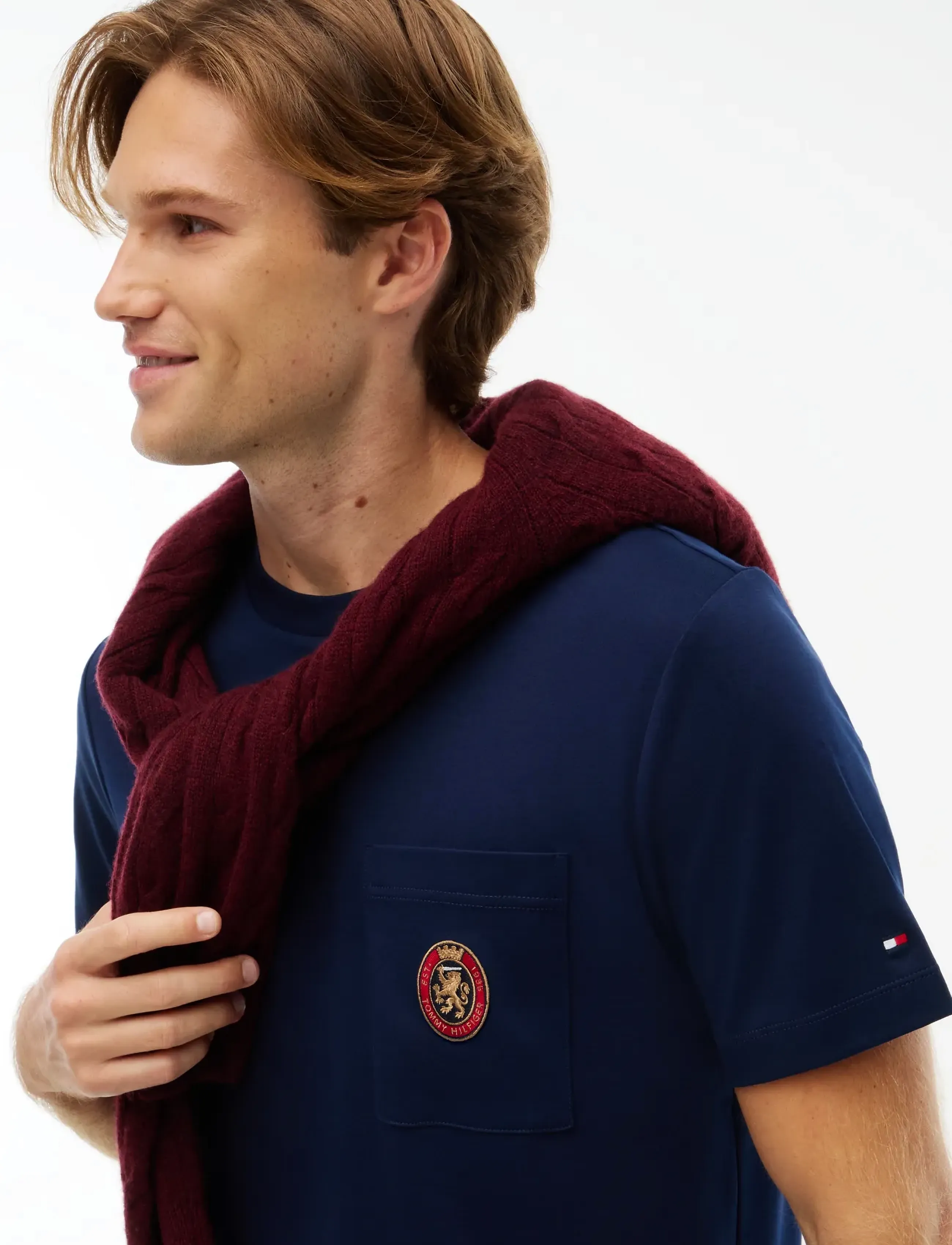 Tommy Hilfiger - LIGHT INTERLOCK POCKET CREST TEE - kurzärmelige t-shirts - carbon navy - 4