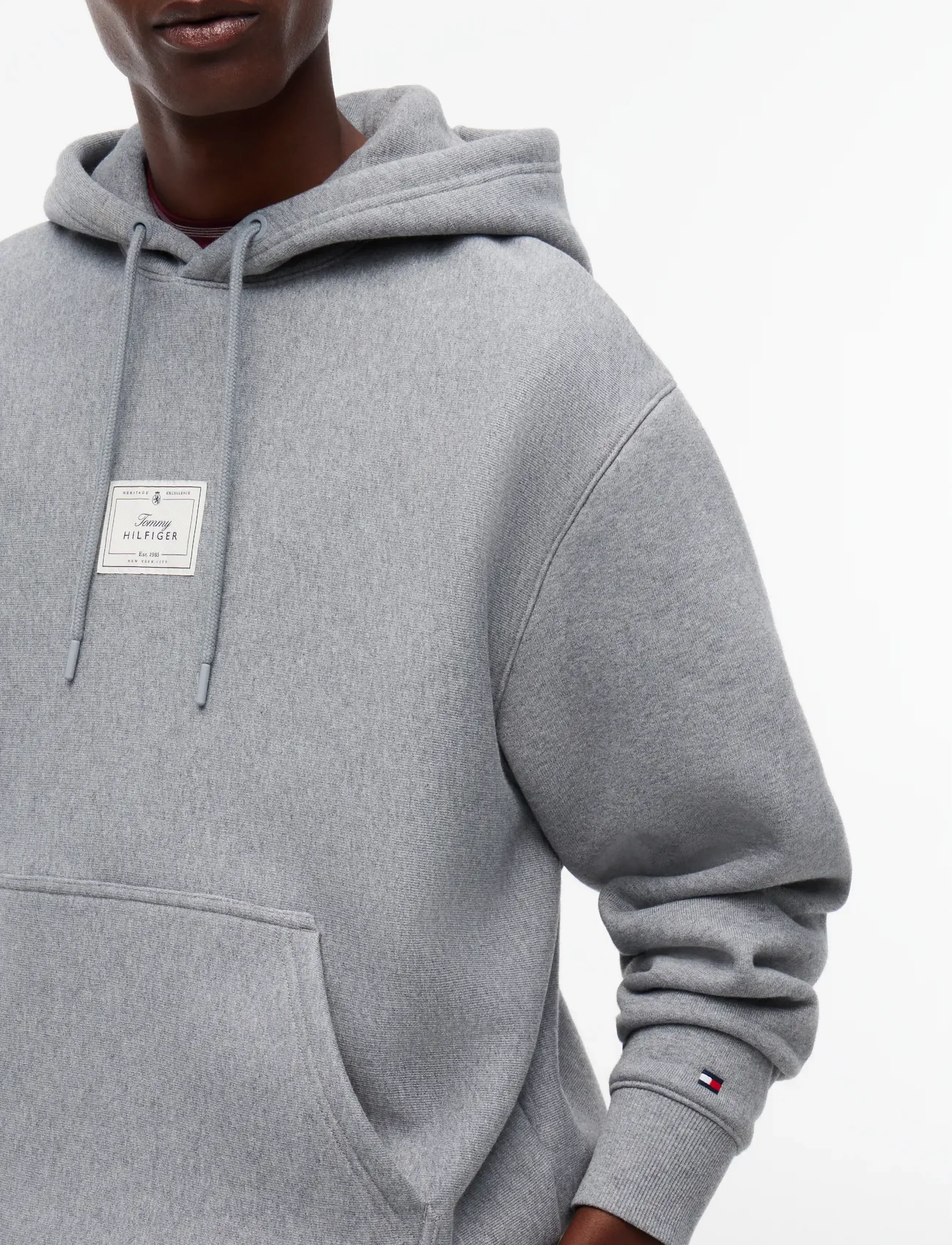 Tommy Hilfiger - SEASONAL GRAPHIC BADGE HOODIE - kapuzenpullover - medium grey heather - 3