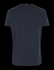 Tommy Hilfiger - HERITAGE CREW NECK GRAPHIC TEE - t-shirt & tops - midnight - 8