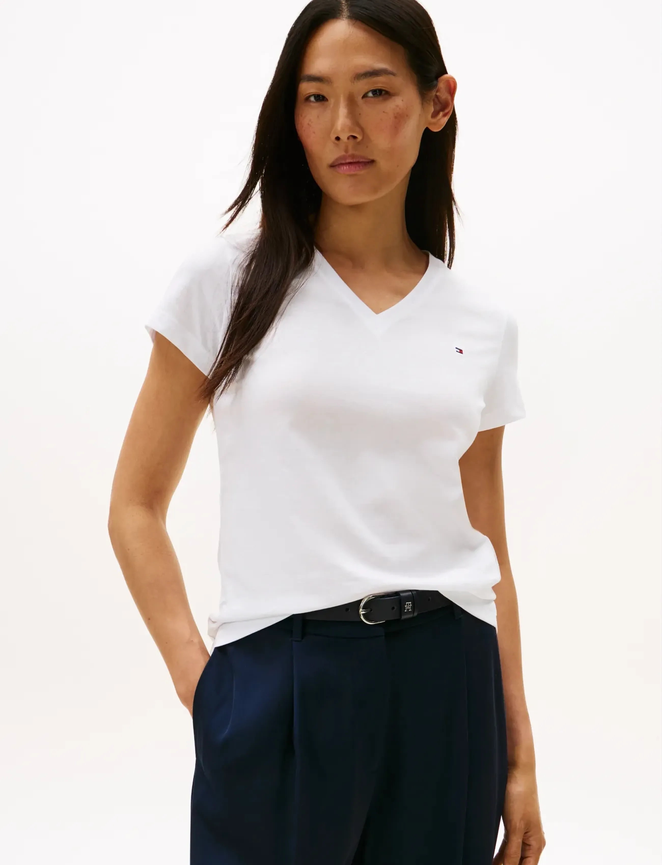 TOMMY HILFIGER Heritage V-Neck Tee t-shirts dam – bild 5