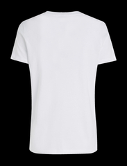 Tommy Hilfiger - HERITAGE HILFIGER C-NK REG TEE - t-shirts & tops - white - 8