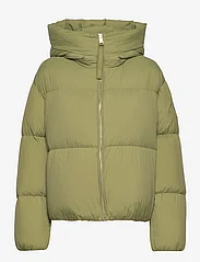 Tommy hilfiger 2025 nylon jacket