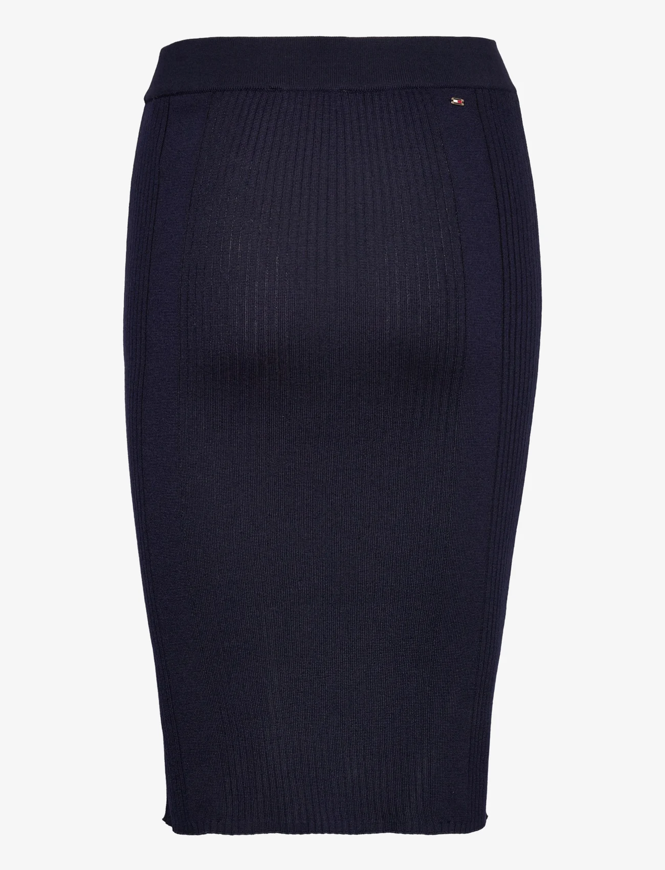 Tommy Hilfiger Fitted Ribs Pencil Skirt (Desert Sky), (125.93 €) | Large  selection of outlet-styles | Booztlet.com