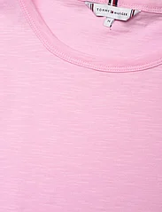 Tommy Hilfiger - 1985 SLIM SLUB C-NK SS - t-shirts & tops - iconic pink - 2
