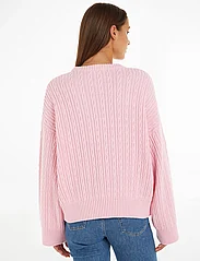 Tommy Hilfiger - CABLE ALL OVER C-NK SWEATER - neulepuserot - iconic pink - 2