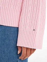 Tommy Hilfiger - CABLE ALL OVER C-NK SWEATER - neulepuserot - iconic pink - 3