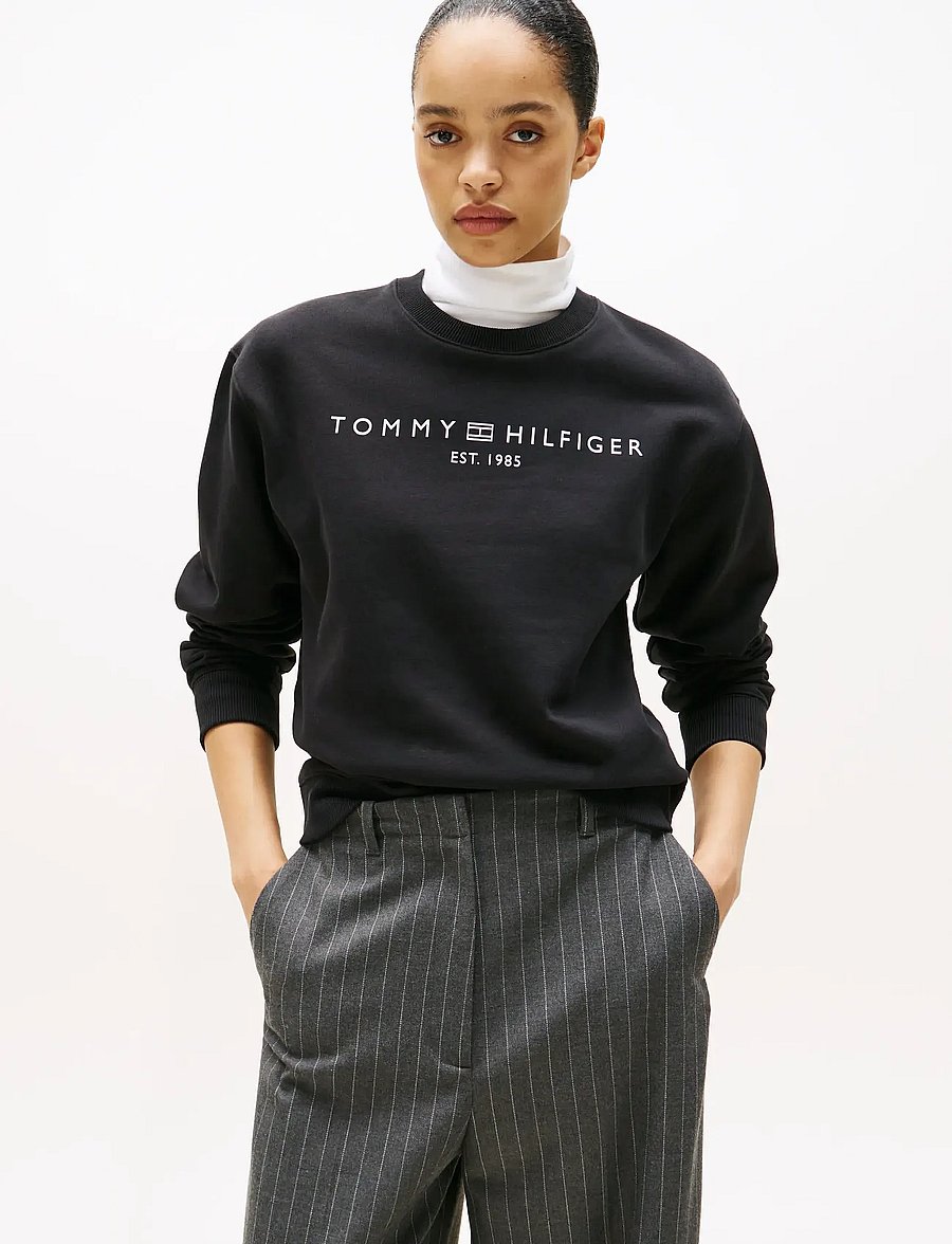 Tommy Hilfiger - MDRN REG CORP LOGO C-NK SWTSHRT - igapäevane stiil - black - 0