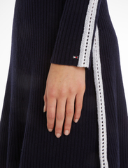 Tommy Hilfiger - POINTELLE STRIPE F&F DRESS - knitted dresses - desert sky - 4