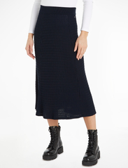 Tommy Hilfiger - MICRO CABLE FLARED SKIRT - midi skirts - desert sky - 2