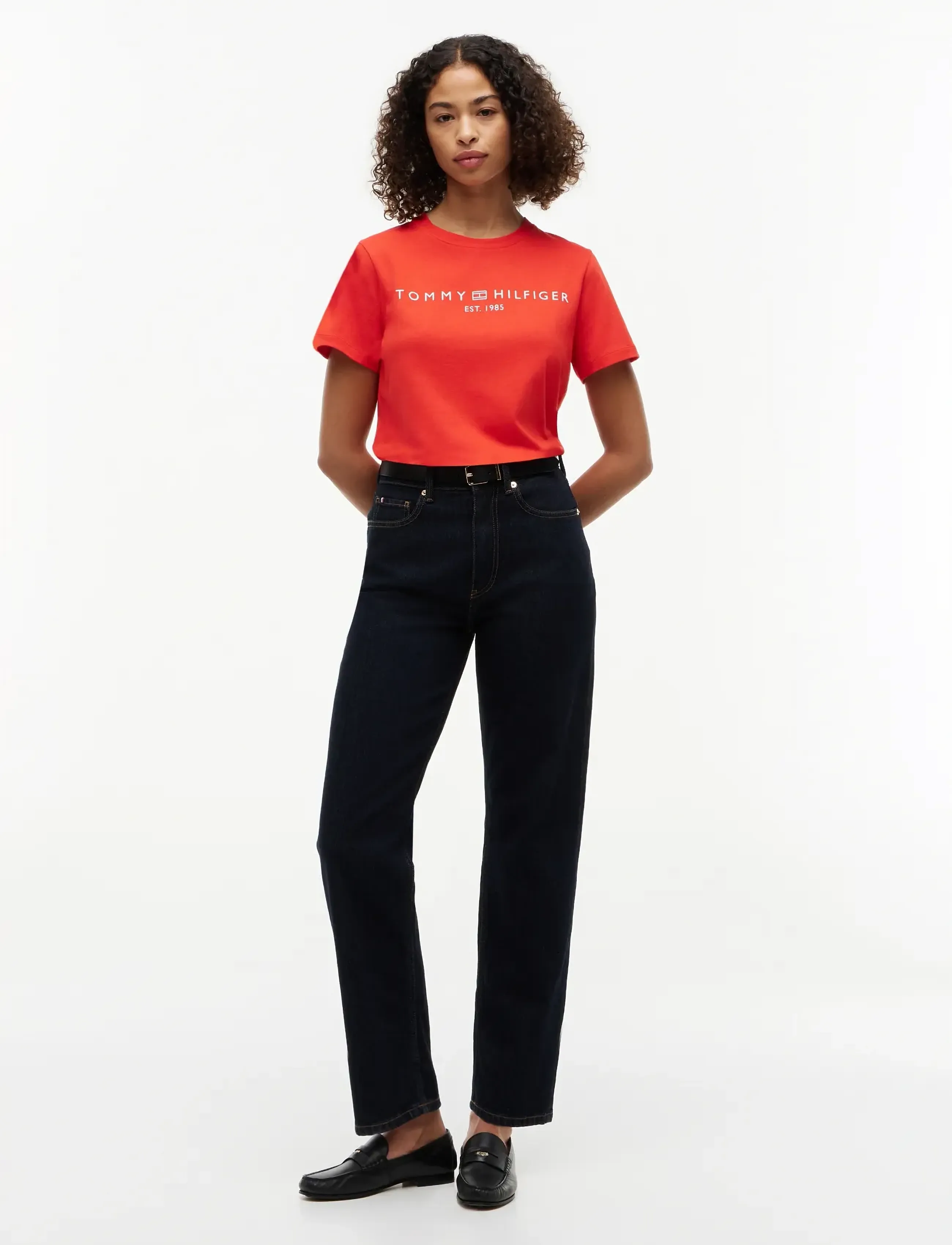 Tommy Hilfiger - REG CORP LOGO C-NK SS - t-shirts - fire red - 4