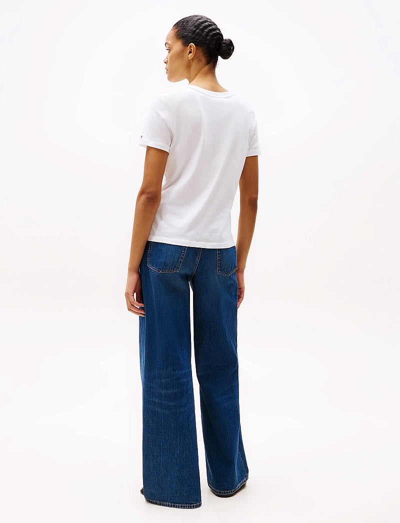 Tommy Hilfiger - REG CORP LOGO C-NK SS - t-särgid - th optic white - 4