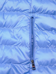 Tommy Hilfiger - LW PADDED GLOBAL STRIPE VEST - down- & padded jackets - blue spell - 6