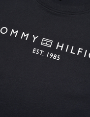 Tommy Hilfiger - RLX CORP LOGO TSHIRT DRS SS - t-shirtklänningar - desert sky - 2