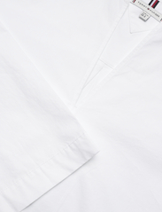Tommy Hilfiger - COTTON SOLID V-NECK BLOUSE - blouses met lange mouwen - th optic white - 2