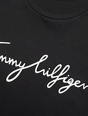 Tommy Hilfiger - REG C-NK SIGNATURE TEE SS - t-shirts - black - 2