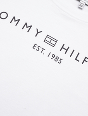 Tommy Hilfiger - CRV REG CORP LOGO C-NK SS - t-shirts - th optic white - 2