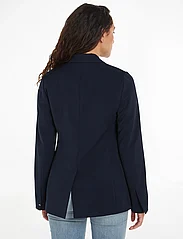 Tommy Hilfiger - GOLD BUTTON SLIM FIT SB BLAZER - party wear at outlet prices - desert sky - 2