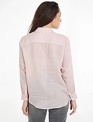 Tommy Hilfiger - LINEN RELAXED SHIRT LS - lininiai marškiniai - whimsy pink - 2