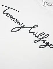 Tommy Hilfiger - CRV REG C-NK SIGNATURE TEE SS - t-shirts - th optic white - 2