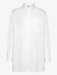 Tommy Hilfiger - ESS POPLIN LOOSE FIT SHIRT - pitkähihaiset paidat - th optic white - 0