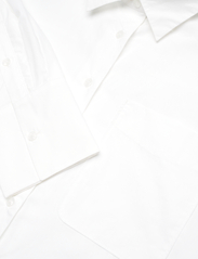 Tommy Hilfiger - ESS POPLIN LOOSE FIT SHIRT - langärmlige hemden - th optic white - 2