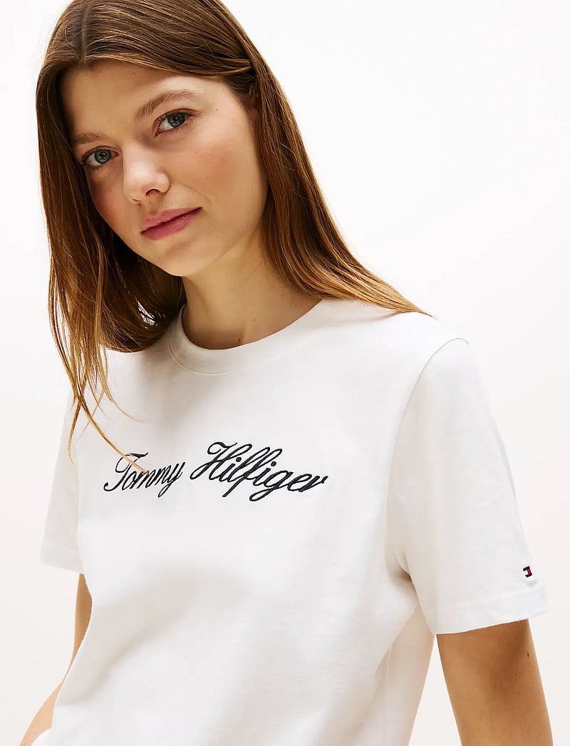 Tommy Hilfiger - NOS SCRIPT REGULAR C-NK SS - t-shirts - nos ecru - 4