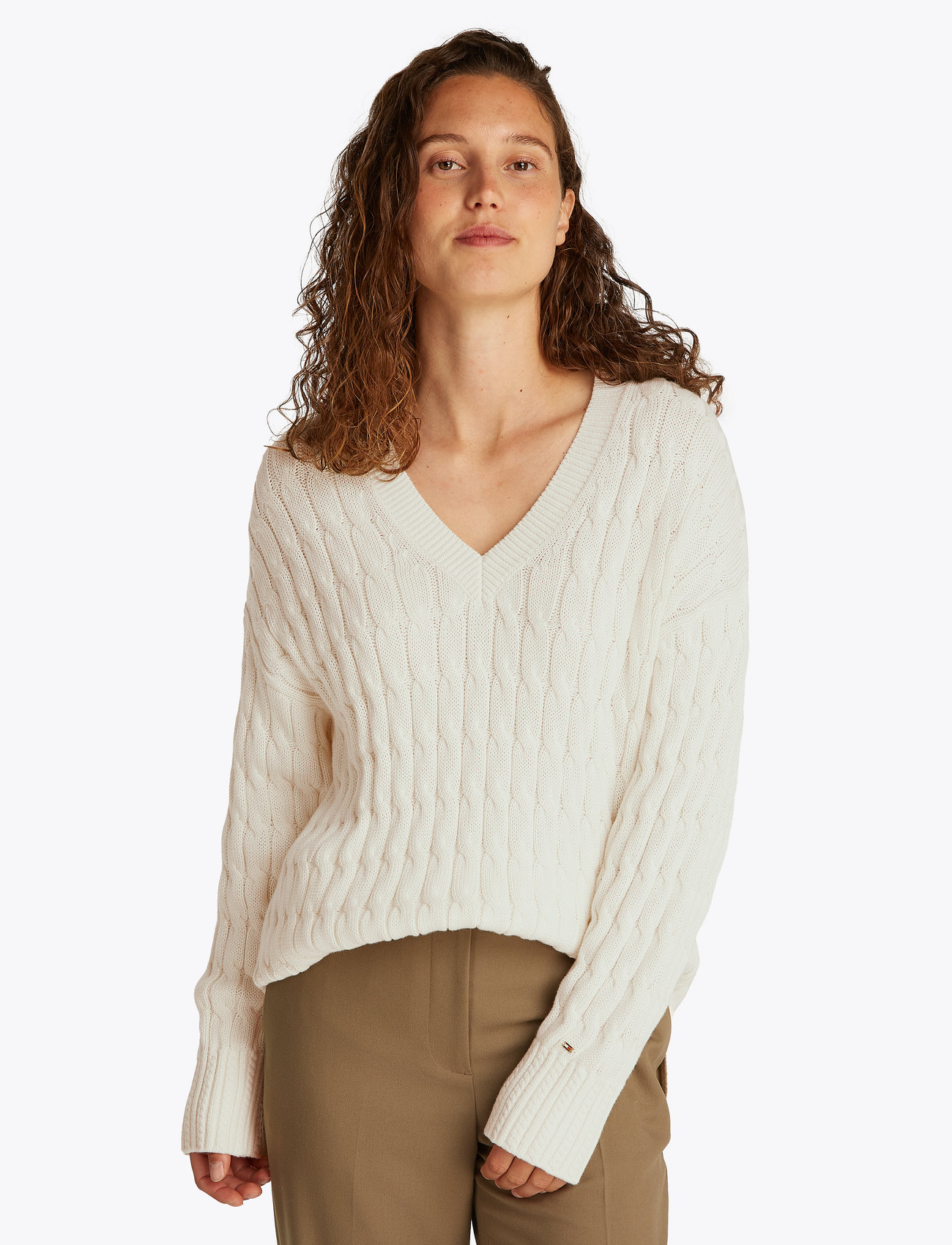 Tommy Hilfiger - SOFT CO CABLE RLX V-NK LS SWT - ivory petal - 0