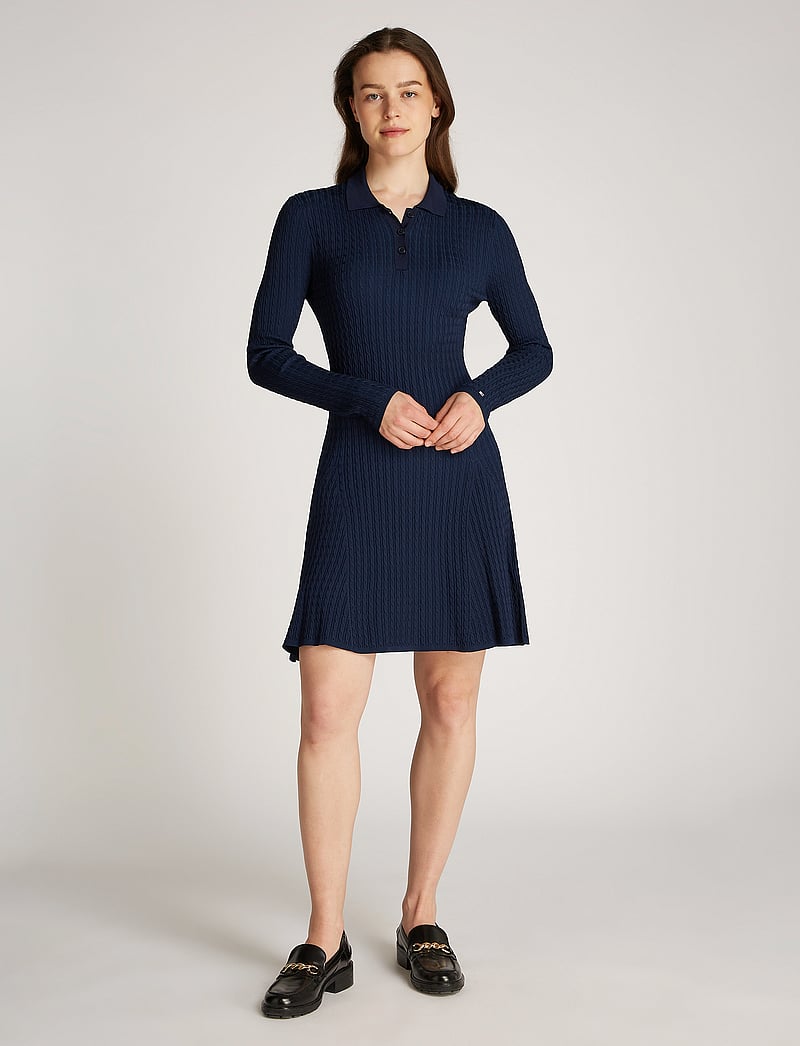Tommy Hilfiger - RAYON CABLE F&F LS MIDI DRESS - knitted dresses - dark night navy - 0