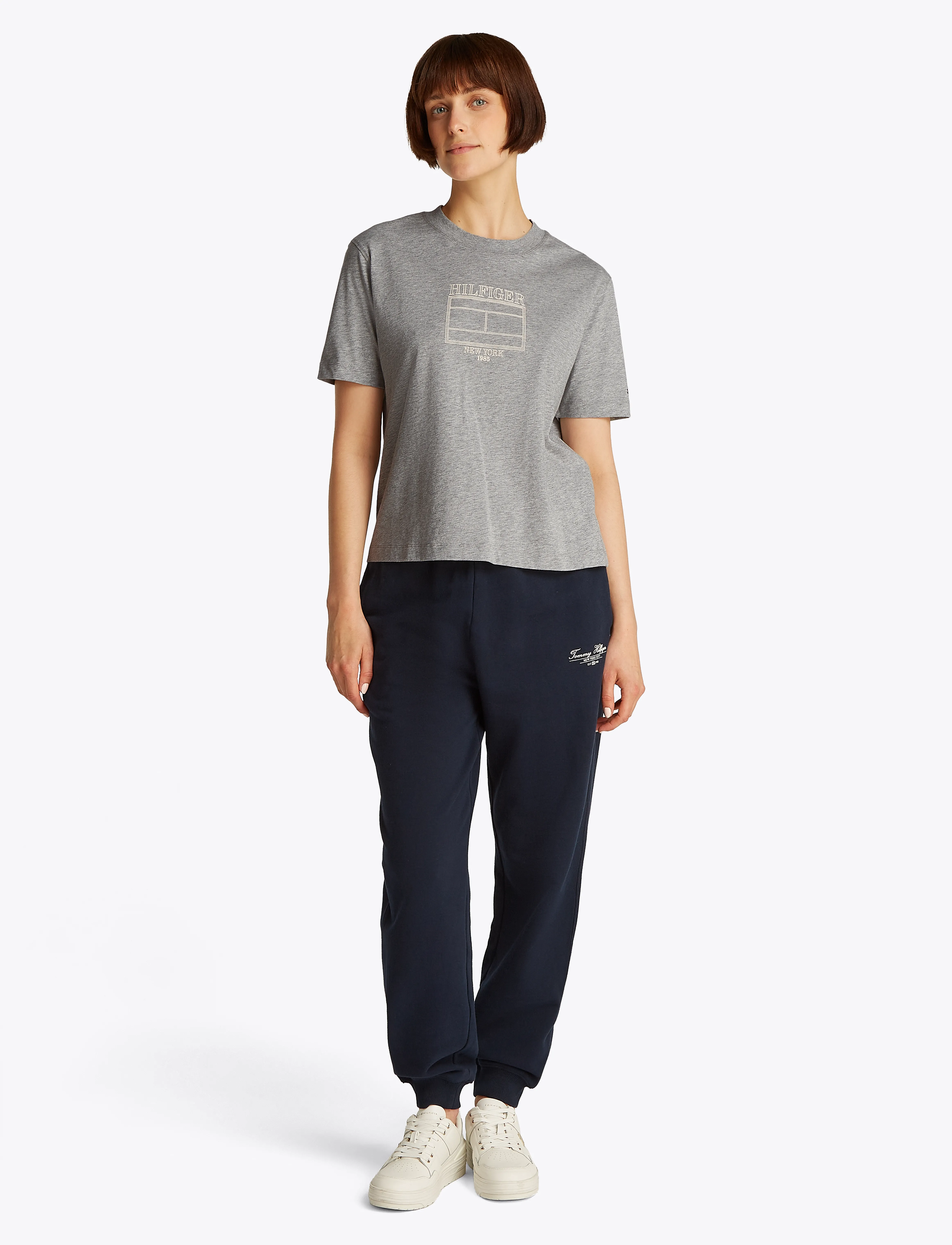 Tommy Hilfiger - MDRN OUTLINE FLAG C-NK TEE - t-shirts - light grey htr - 4