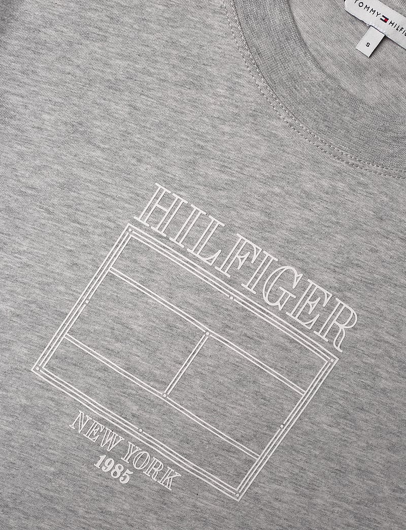 Tommy Hilfiger - MDRN OUTLINE FLAG C-NK TEE - marškinėliai - light grey htr - 5