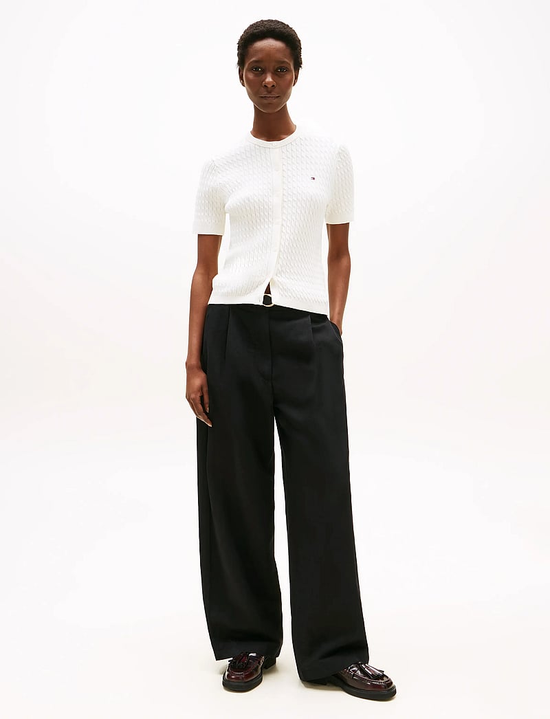 Tommy Hilfiger - CO CABLE FINE GG S/S C-NK CARDI - kardiganid - ivory silk - 2