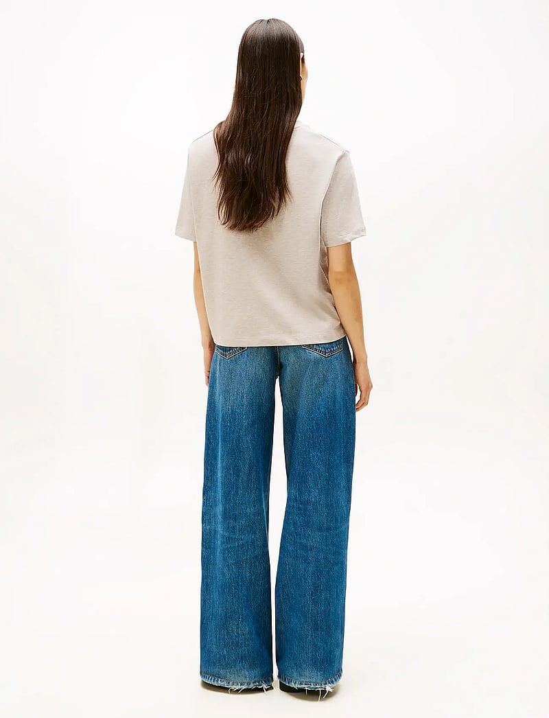 Tommy Hilfiger - VARSITY CREST RLX SS TEE - t-särgid - heathered pebble - 3