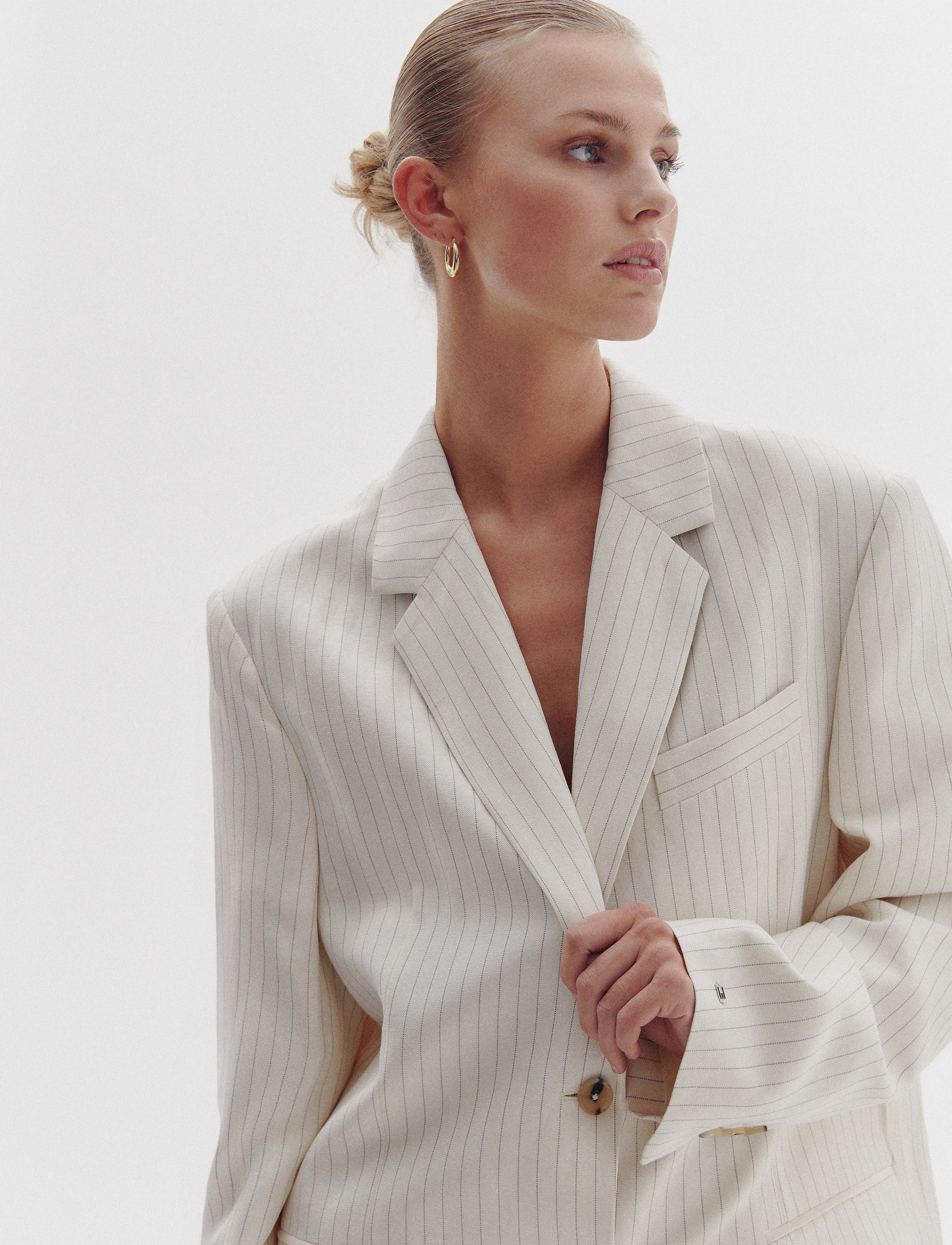 Tommy Hilfiger - VISCOSE LINEN RELAXED SB BLAZER - cream/ grey pinstripe cw fabric - 2