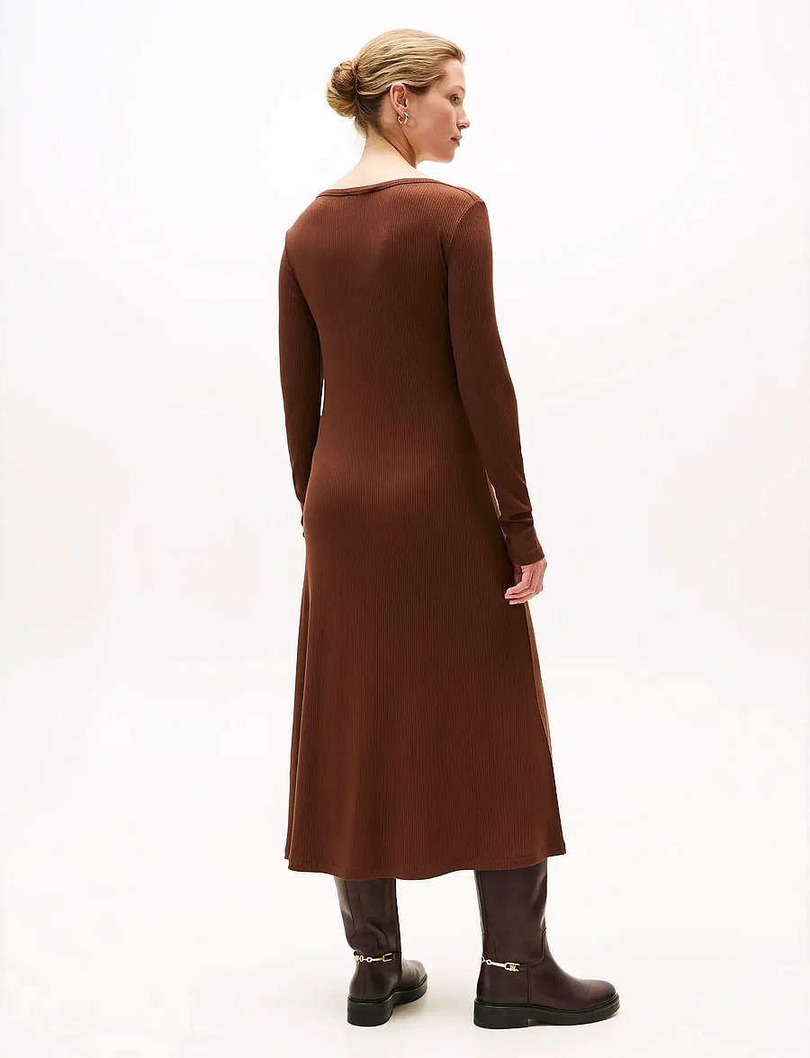Tommy Hilfiger - 5X2 RIB FLARE MIDI DRESS LS - t-shirtklänningar - legacy brown - 4