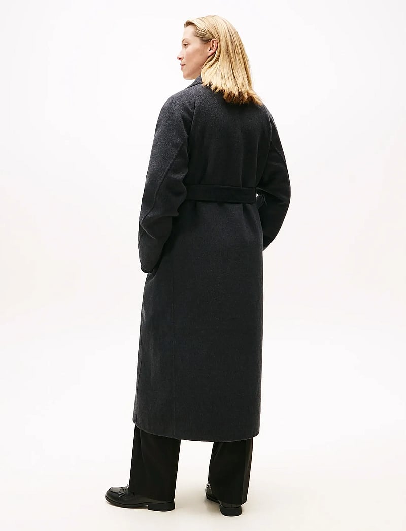 Tommy Hilfiger - DF WOOL REG BELTED MAXI COAT - vinterjakker - dark grey heather - 4