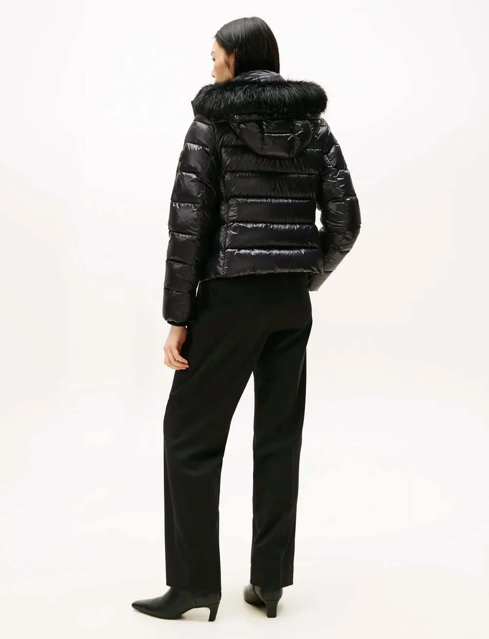 Tommy Hilfiger - GLOSS HW DOWN SLIM JACKET W FUR - dunjackor - black - 4