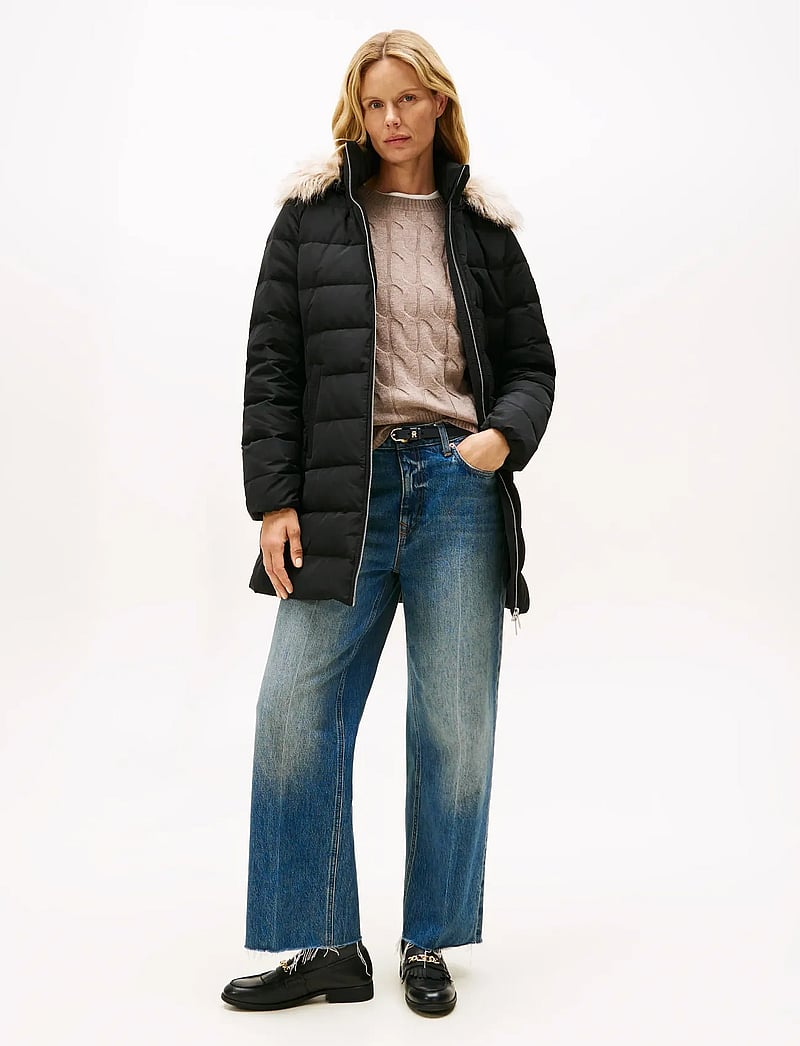 Tommy Hilfiger - MW DOWN SLIM COAT WITH FUR - ziemas jakas - black - 0