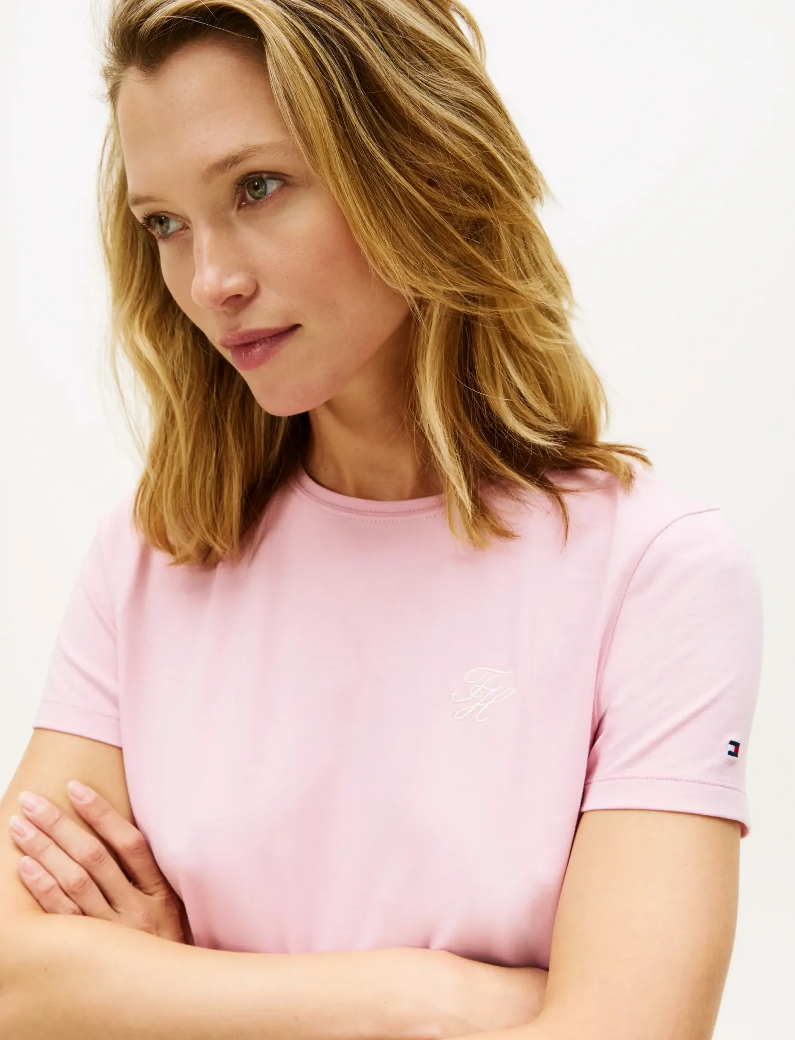 Tommy Hilfiger - TH SCRIPT REG C-NK SS TEE - laveste priser - bonita pink - 4
