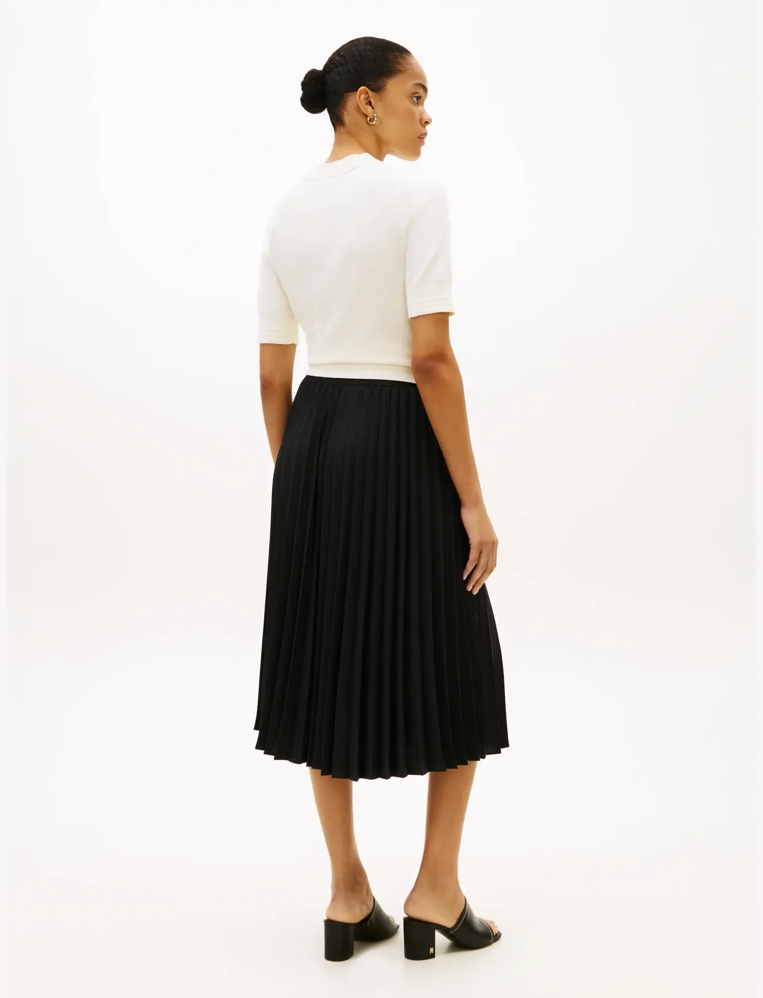 Tommy Hilfiger - FLUID PLEATED PULL ON MIDI SKIRT - plisowane spódnice - black - 2